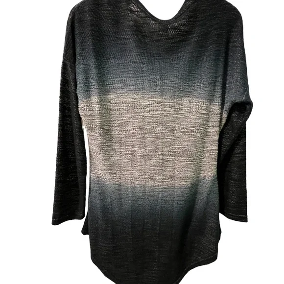 Ombré Top with Silver Embellishments size M - Picture 5 of 5
